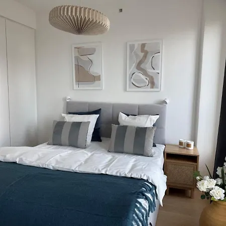 Elegant Cozy Modern *