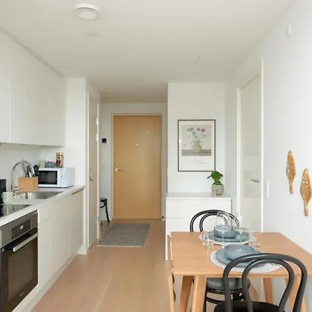 Elegant Cozy Modern Free Parking *