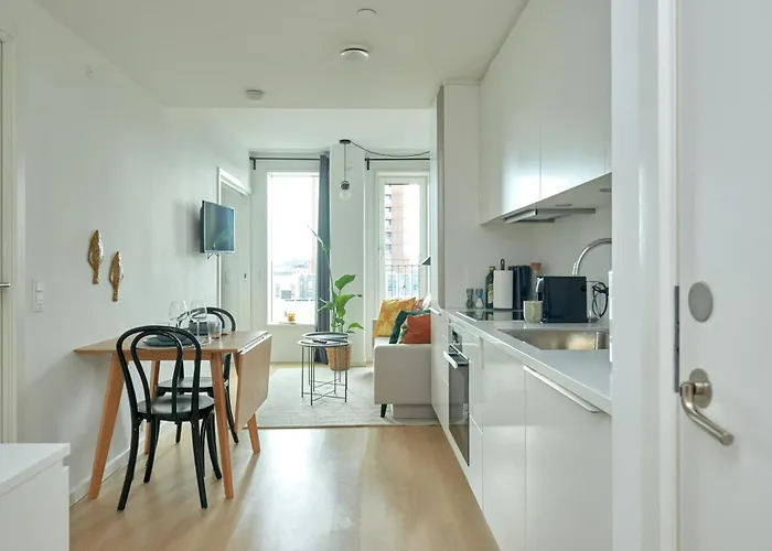 Elegant Cozy Modern Free Parking Апартаменты *