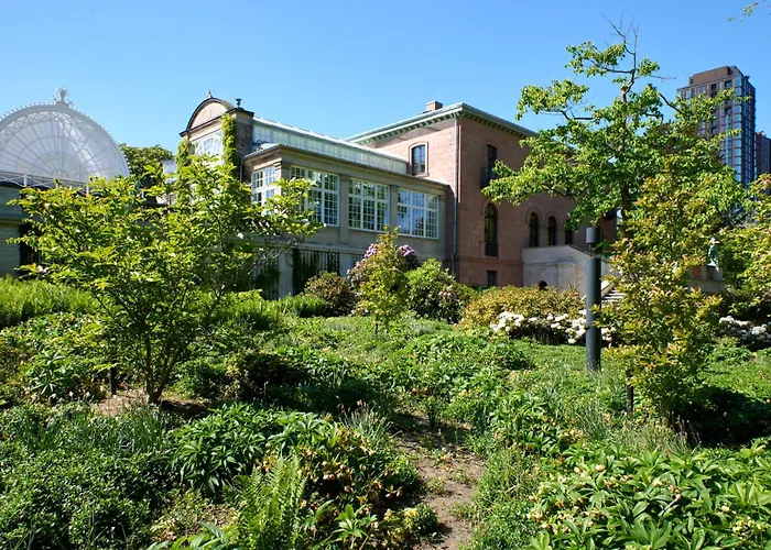 Elegant Cozy Modern Free Parking *