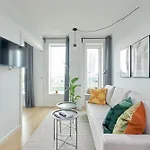 Elegant Cozy Modern Free Parking Apartamento